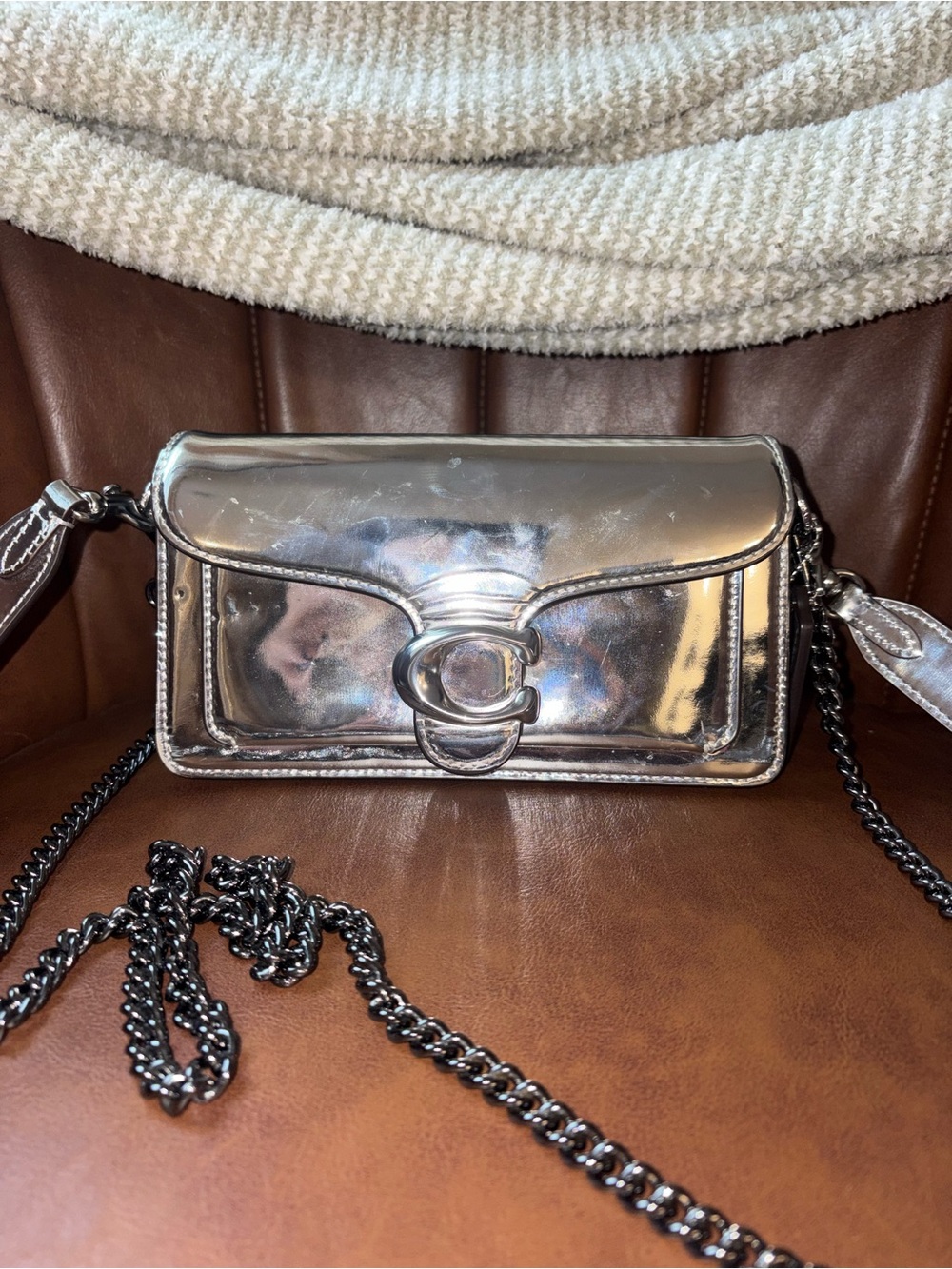 Silver Metallic Crossbody Shoulder Bag with Chain Strap